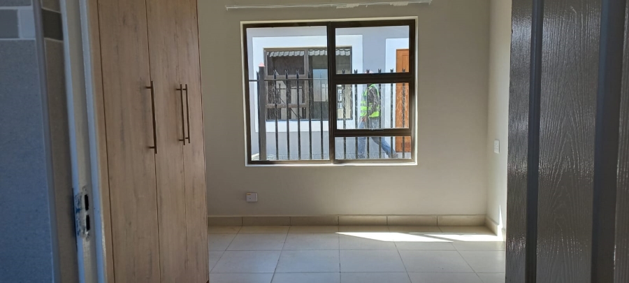 To Let 3 Bedroom Property for Rent in Heidedal Free State